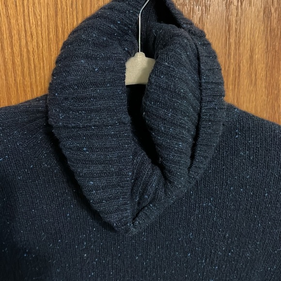 J. Crew Navy Turtleneck Sweater Extra Small XS - Picture 3 of 6